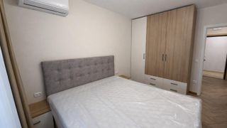 Δύο υπνοδωματίων Ενοικιάσεις, Γραμματοσειρά προβάτων, Σοφία (5)