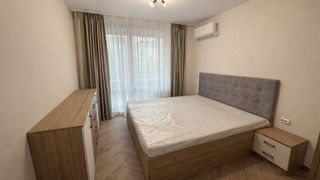 Δύο υπνοδωματίων Ενοικιάσεις, Γραμματοσειρά προβάτων, Σοφία (4)