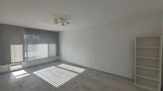 Two-bedroom Rentals, Fondovi Zhilishta, Sofia (9)