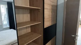 Тристаен Наеми, Бъкстон, София (4)