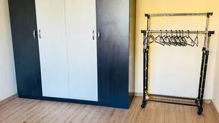 Тристаен Наеми, Мусагеница, София (8)