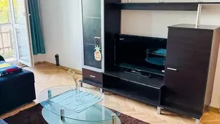 Тристаен Наеми, Мусагеница, София (3)