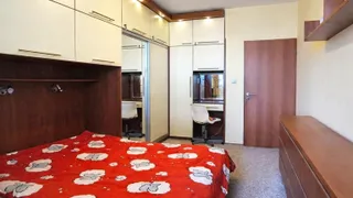 Тристаен Наеми, Лагера, София (6)