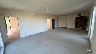 Четиристаен апартамент за продажба в ж.к. Бояна, 2090623