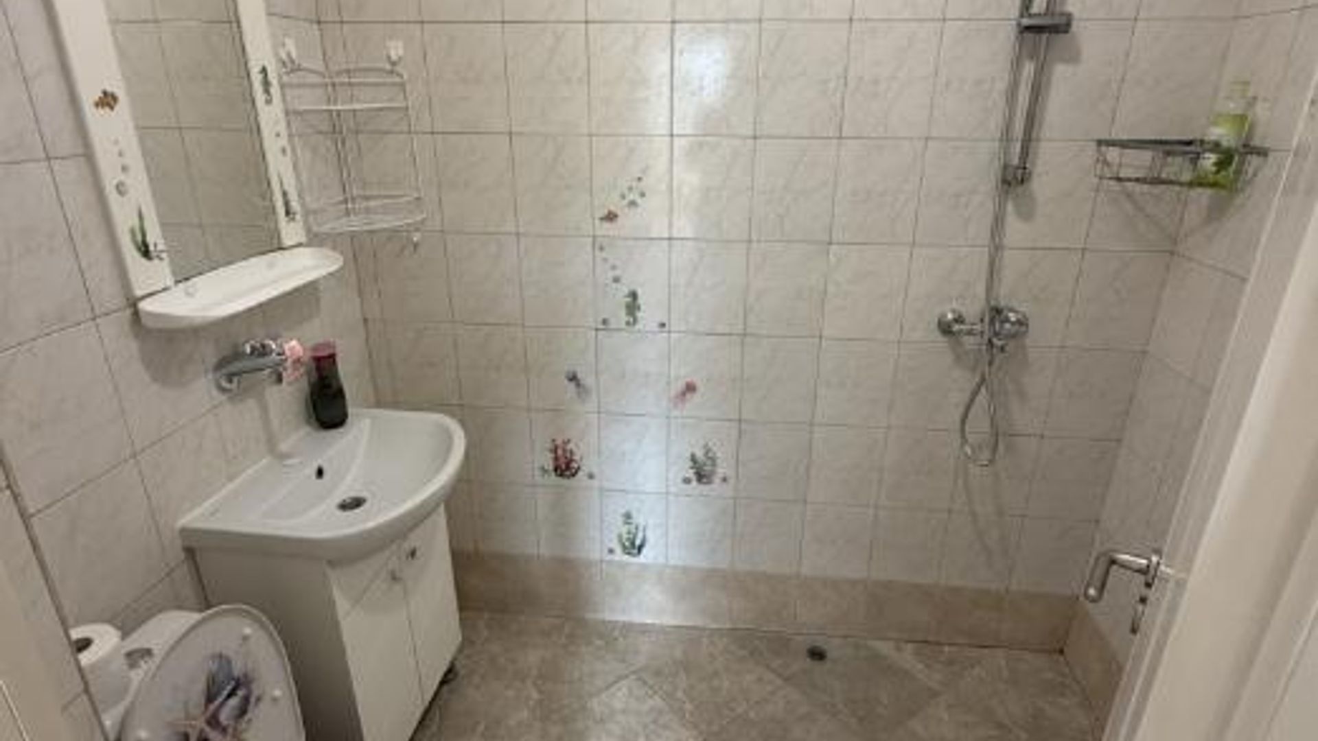 image_1748937938353_9791106663954172.jpeg