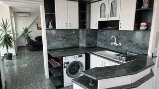 Four-room Rentals, Center, Varna (2)