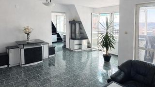 Four-room Rentals, Center, Varna (4)