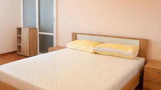Тристаен Наеми, Чайка, Варна (4)