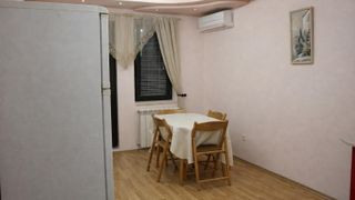 Тристаен апартамент С ПАРКОМЯСТО В ЦЕНАТА в ж.к. Зона Б-18 (3)