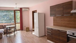 Zwei-Zimmer-Wohnung Verleih, Center, Warna (2)