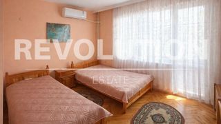 Тристаен Наеми, Кючук Париж, Пловдив (7)