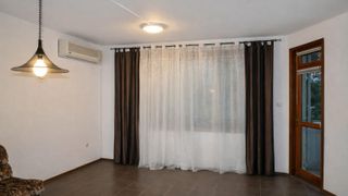 Тристаен Наеми, Кършияка, Пловдив (2)