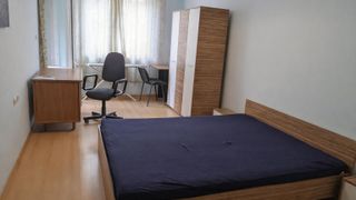 Трехкомнатная Аренда, Ипподром, София (5)