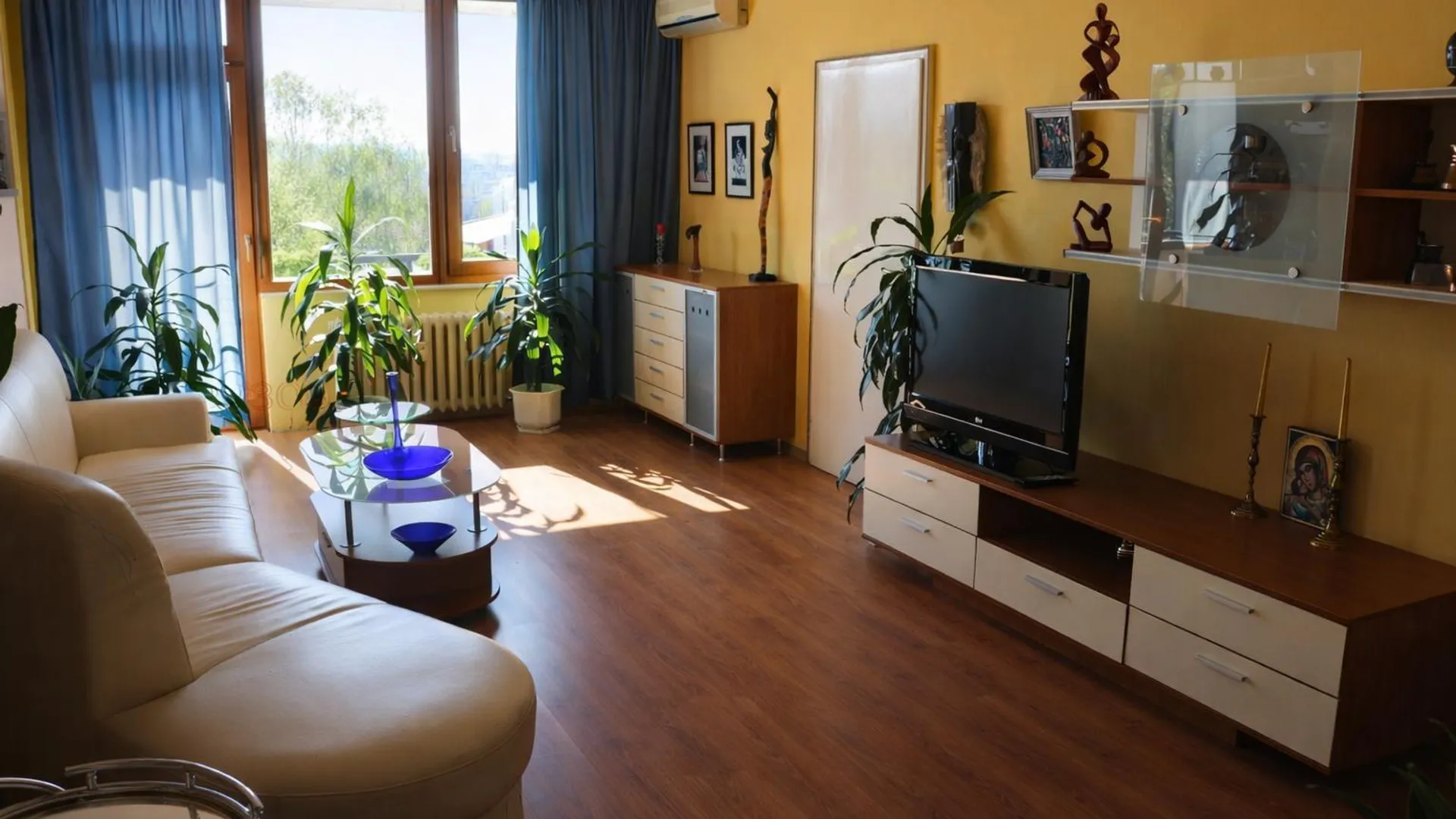 Three-room Rentals, Lozenets, Sofia – photo 1