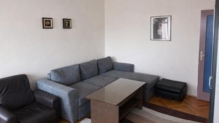 Двустаен апартамент в района на Младежки хълм (5)