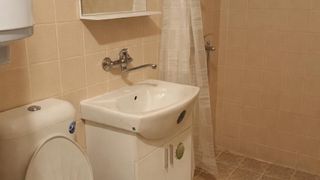 Тристаен апартамент в кв. Каменица 1 (6)