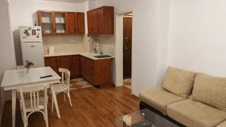 Тристаен апартамент в кв. Каменица 1 (8)