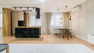 Тристаен апартамент в ж.,к. Младост 2 (10)