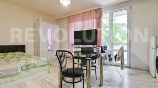 Етаж от къща в кв. Орландовци (8)