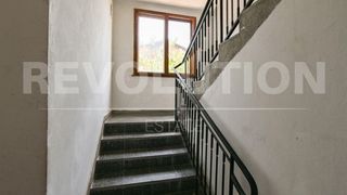 Етаж от къща в кв. Орландовци (11)
