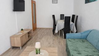 Тристаен Наеми, Зимно кино Тракия, Варна (3)