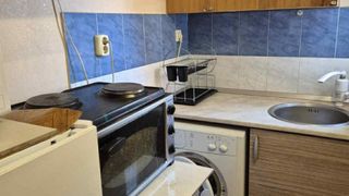 Ein-Zimmer-Zimmer Verleih, Ljulin 8, Sofia (5)