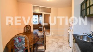 Двустаен апартамент в ж.к. Борово. (5)