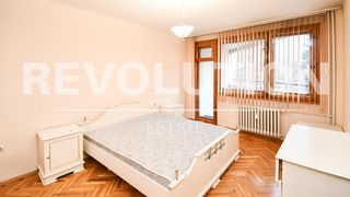 Двустаен апартамент в ж.к. Борово. (8)