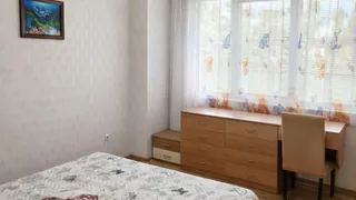 Тристаен Наеми, Център, Варна (4)