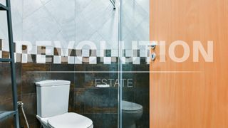 Тристаен Наеми, Център- пл.Македония, София (8)