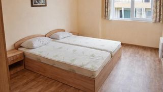 Тристаен Наеми, Център, Варна (4)
