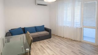 Zwei-Zimmer-Wohnung Verleih, Sommerkino Trakia, Warna (10)