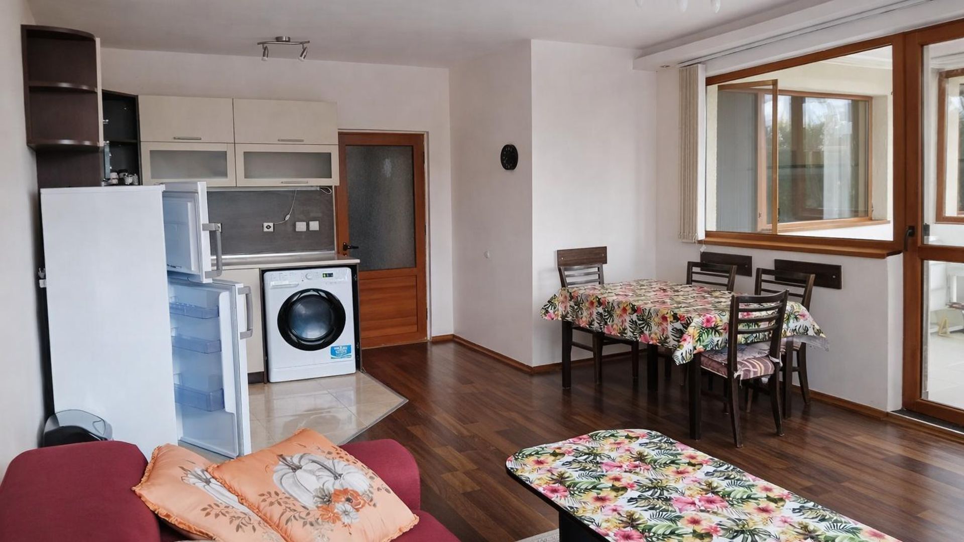 image_1790257738871_8214456126417776.jpg