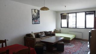 Тристаен апартамент в ж.к. Стрелбище (2)