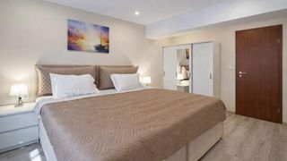 Zwei-Zimmer-Wohnung Verleih, Warna (5)