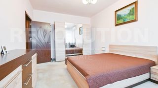 Тристаен апартамент в ж.к. Хиподрума (10)