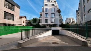 Тристаен Продажби, Кръстова вада, София (16)