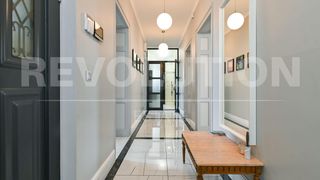Тристаен Продажби, Банишора, София (11)