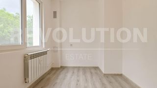 Двустаен апартамент в ж.к. Фондови жилища (4)