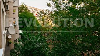 Тристаен Продажби, Света Троица, София (16)