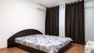 Двустаен апартамент в жк. Тракия (3)