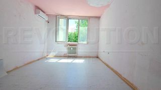 Двустаен апартамент в ж.к. Младост 1 (2)