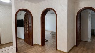 Тристаен апартамент в района на Стария град (9)