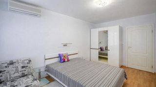 Тристаен Наеми, Спортна зала, Варна (6)