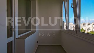 Тристаен Продажби, Младост 3, София (14)