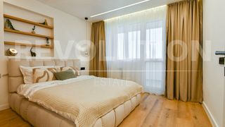 Тристаен Продажби, Младост 3, София (5)