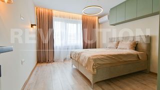 Тристаен Продажби, Дружба 1, София (8)
