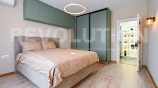 Тристаен Продажби, Дружба 1, София (7)