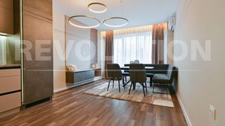 Тристаен Продажби, Дружба 1, София