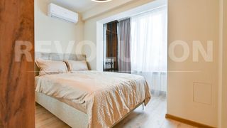 Тристаен Продажби, Дружба 1, София (13)